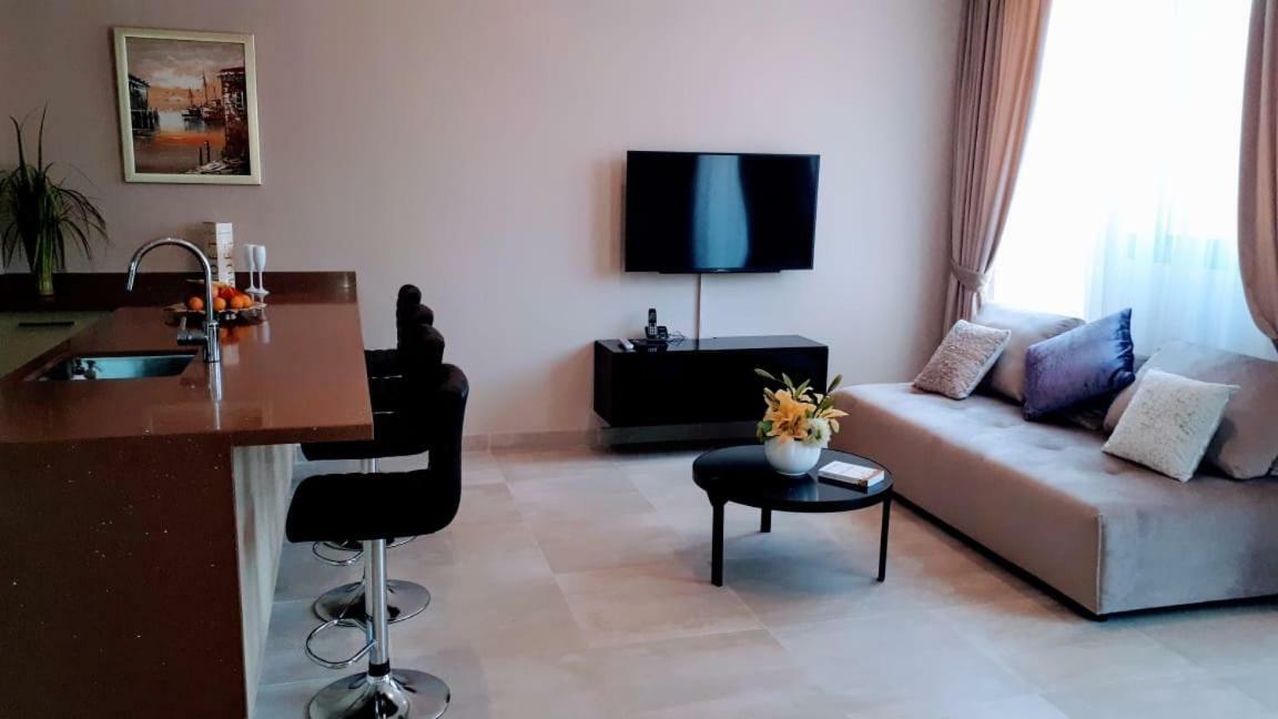 Two Minutes To The Sea Holiday Homes Jbr &Marina Bahar 6 Дубай Екстериор снимка